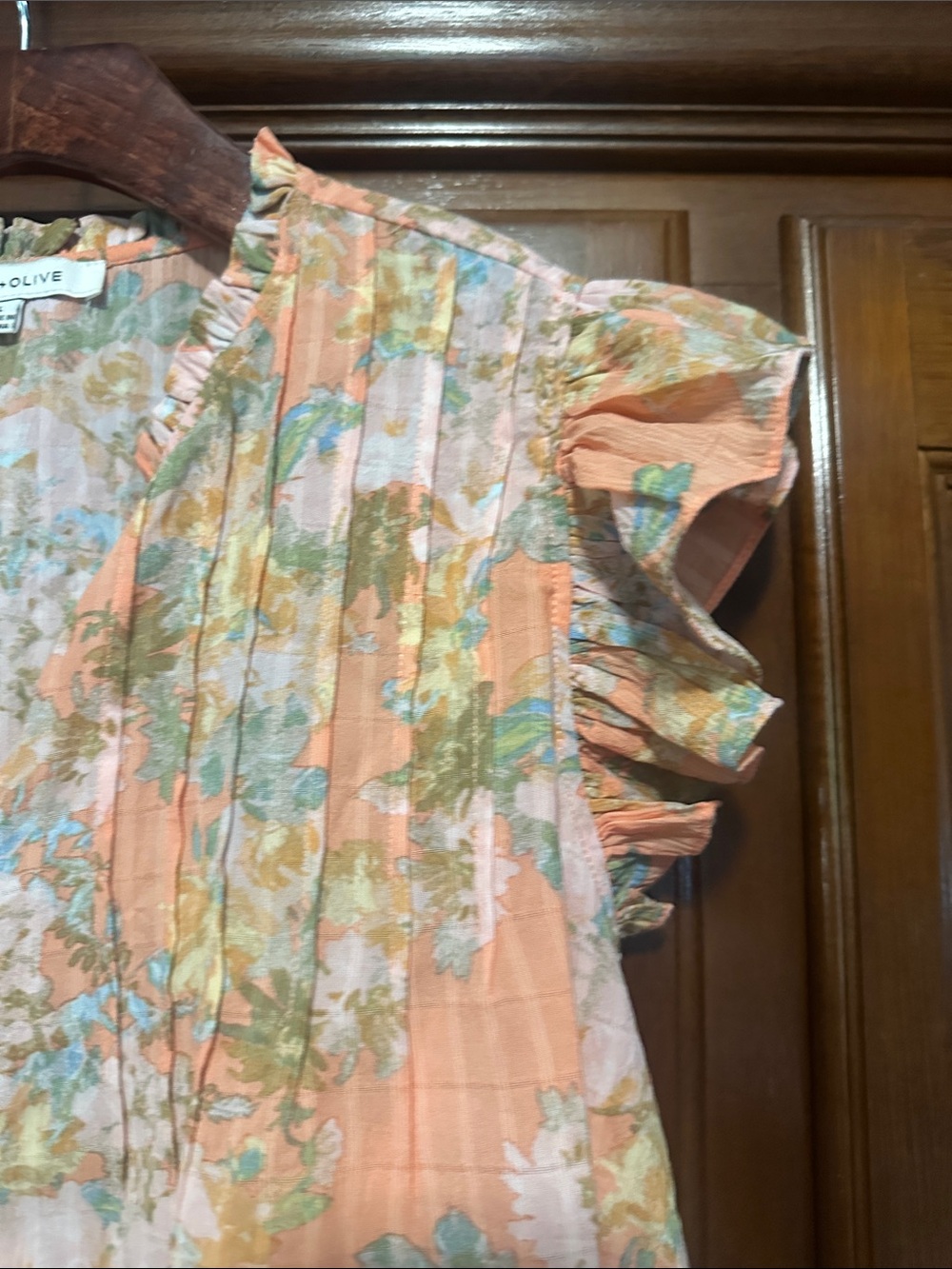 Rose & Olive Peach Floral Ruffle Sleeve Button-Front Blouse - Picture 3 of 5